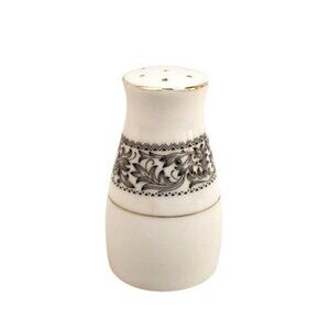 Royal Wentworth Ambassador 8692 One Salt or Pepper Shaker